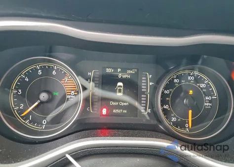 2018 Jeep Cherokee Latitude Plus z USA, uszkodzony, nr VIN 1C4PJMLX5JD502864